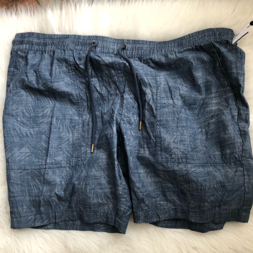 Men’s XL cargo shorts